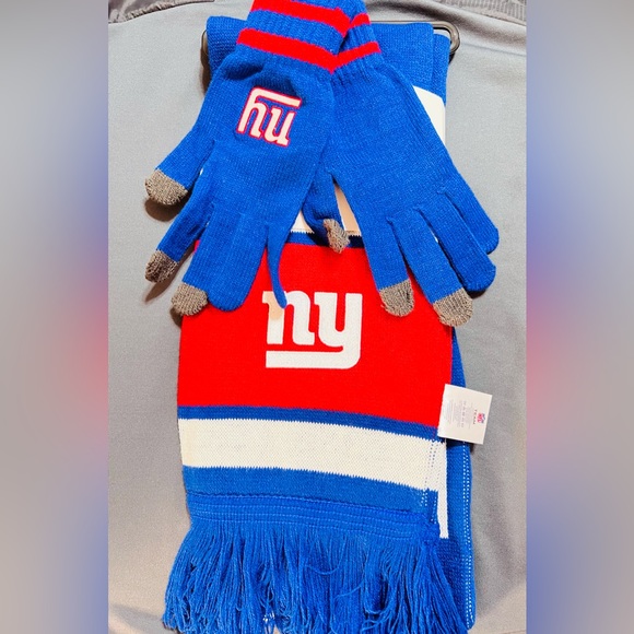 Brand New Fan Favorite New York Giants NFL Gloves & Scarf Set Blue & Red GiantNY - Picture 2 of 2
